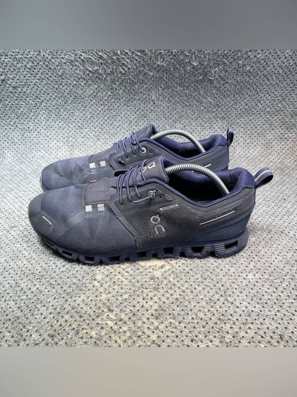 On Cloud 5 Blue Waterproof Running Shoes Size 11 Women’s